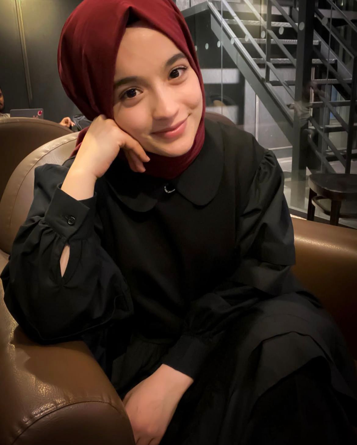 Nurgöz Sakso Uzmanı Bayan Escort Cemre