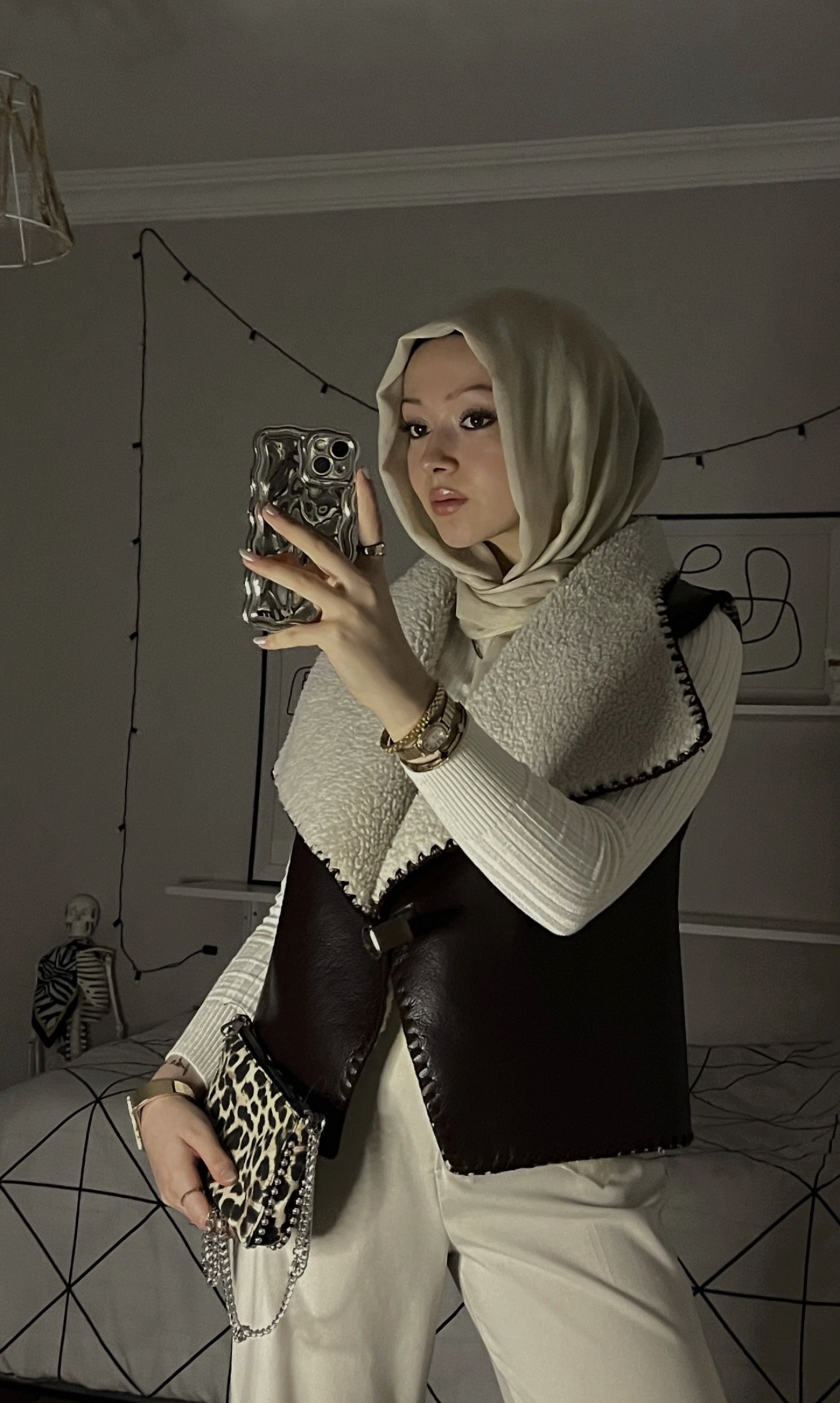 Aşağı Sabırlı Kadın Bayan Escort Efsane
